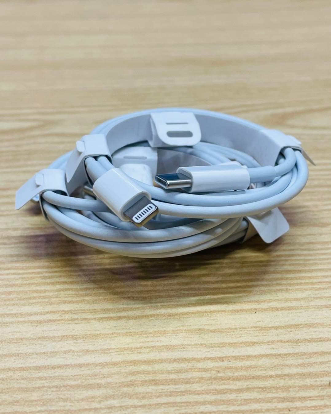 Apple Type C Charge Cable (1m) - Image 3