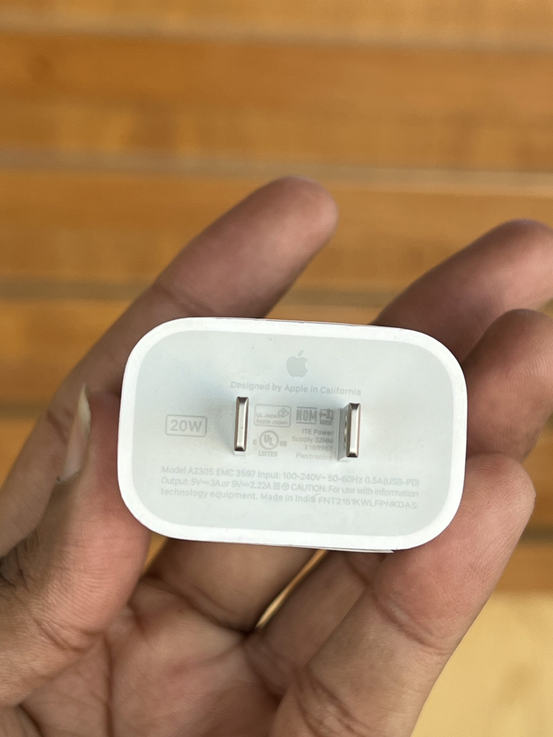 Apple 20W USB-C Power Adapter (2 Pin USA) - Image 2