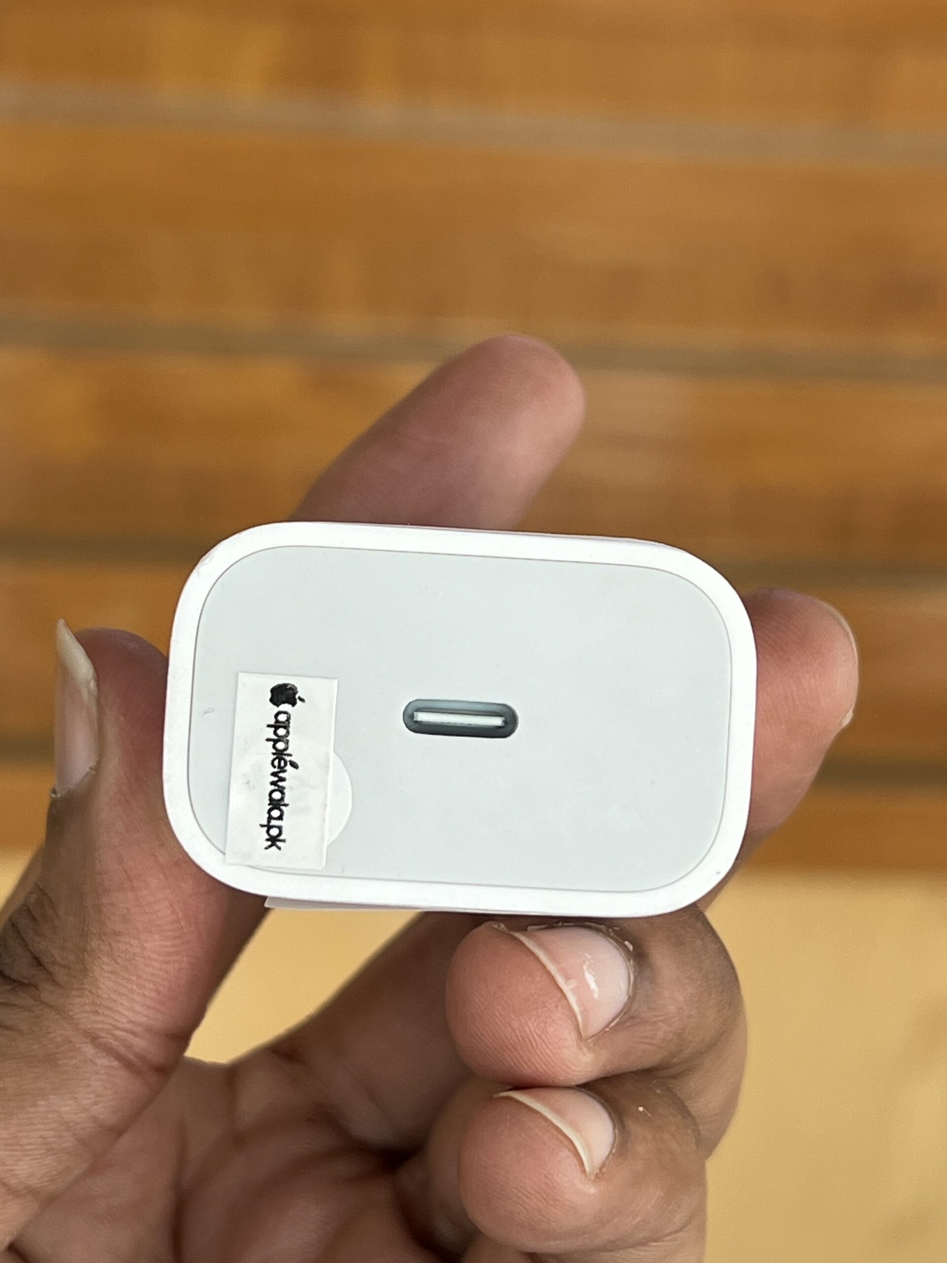 Apple 20W USB-C Power Adapter (2 Pin USA) - Image 3